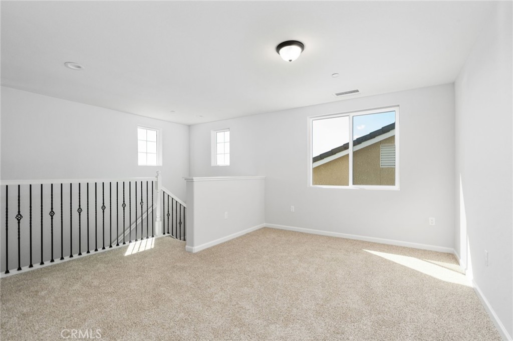 1266 S Talus Way, Madera, CA 93636