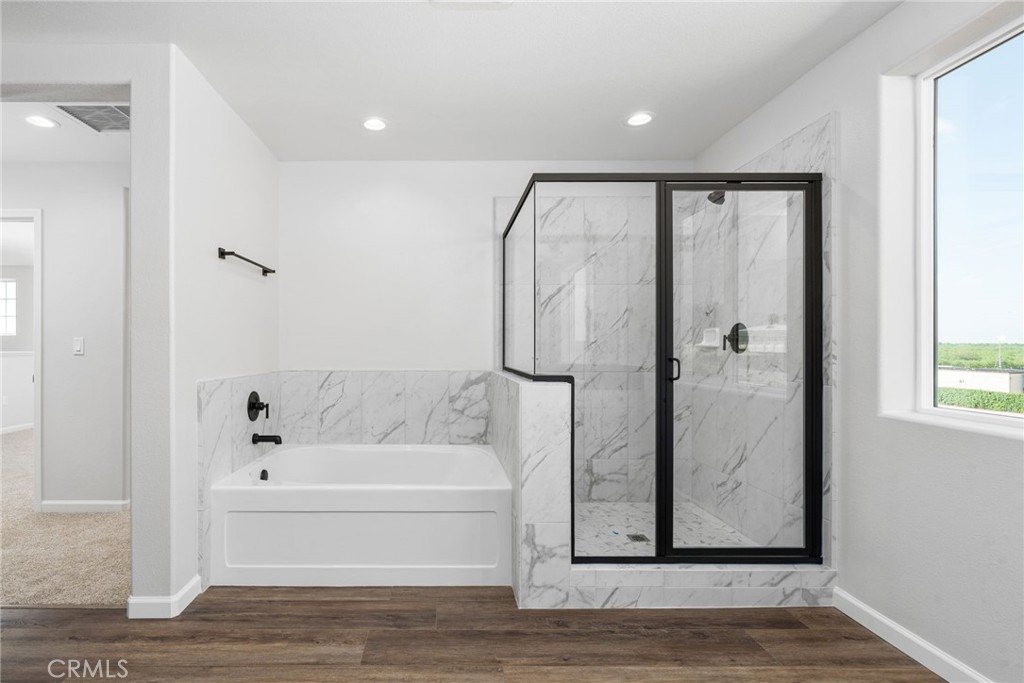 1266 S Talus Way, Madera, CA 93636