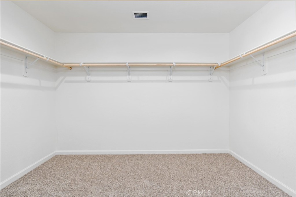 1266 S Talus Way, Madera, CA 93636