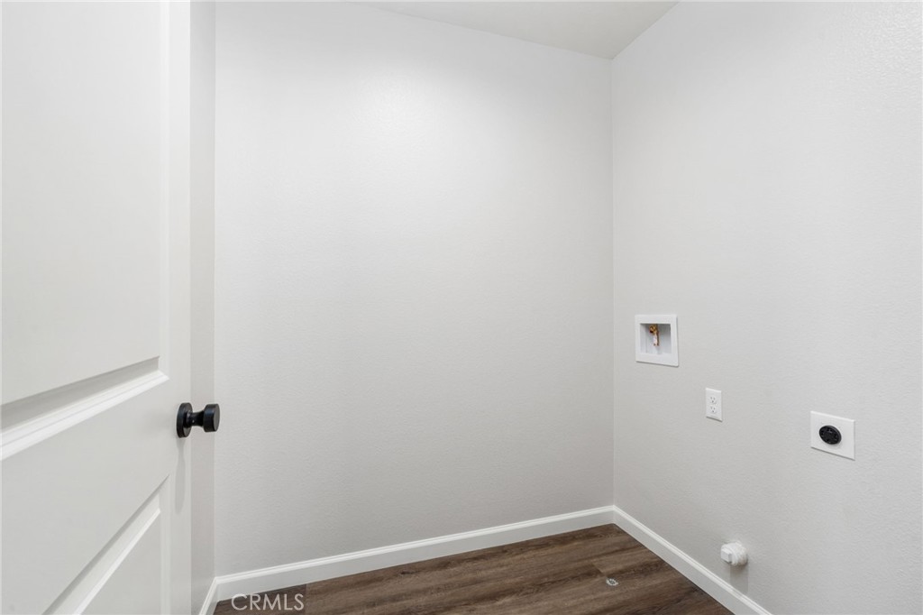 1266 S Talus Way, Madera, CA 93636