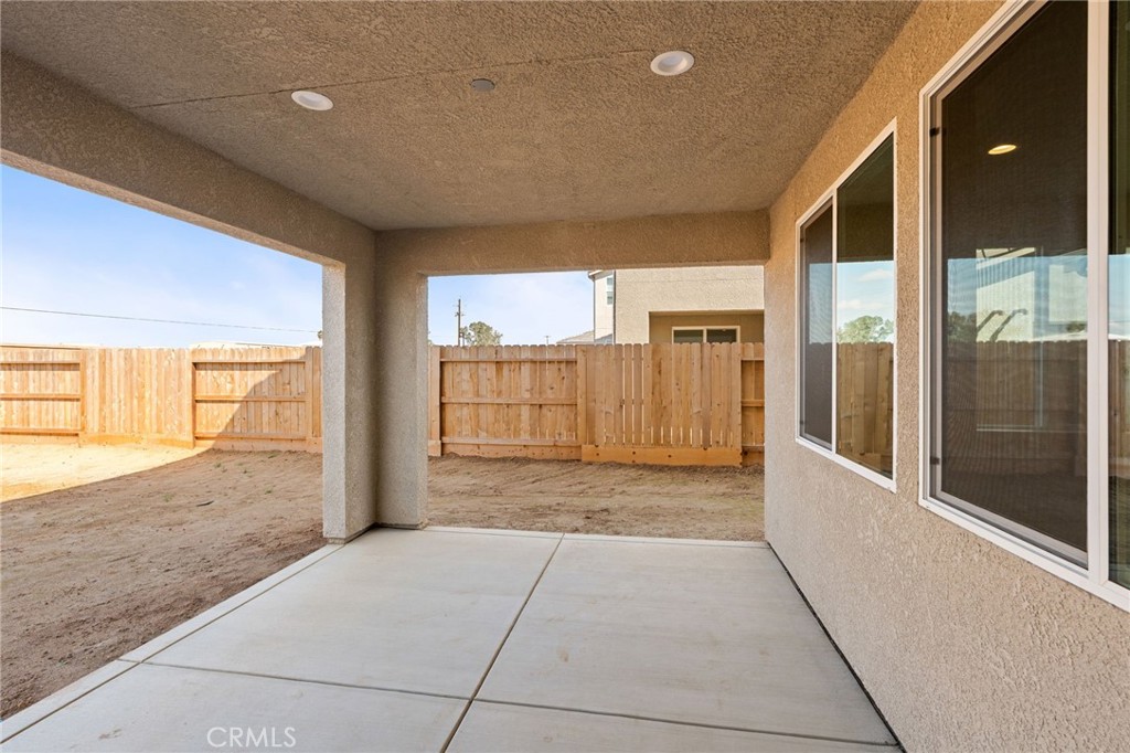 1266 S Talus Way, Madera, CA 93636