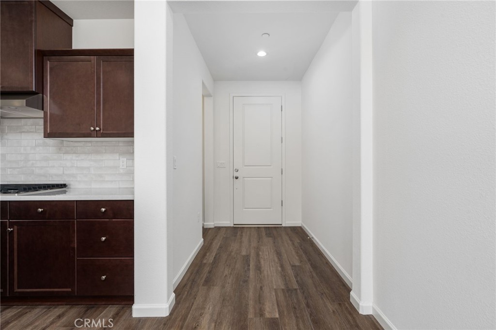 1189 W Magnolia Ct, Madera, CA 93636