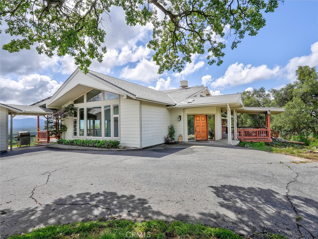43736 Highway 49, Ahwahnee, CA 93601
