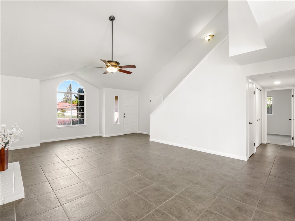 1631 E Deyoung, Fresno, CA 93720