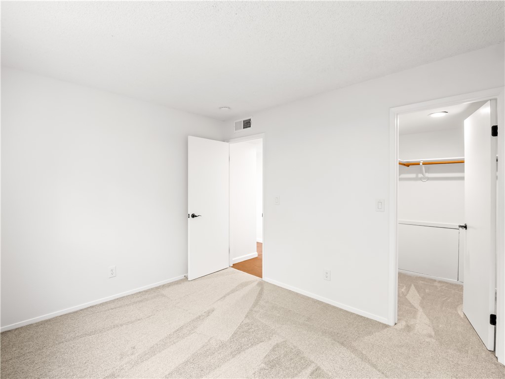 1631 E Deyoung, Fresno, CA 93720