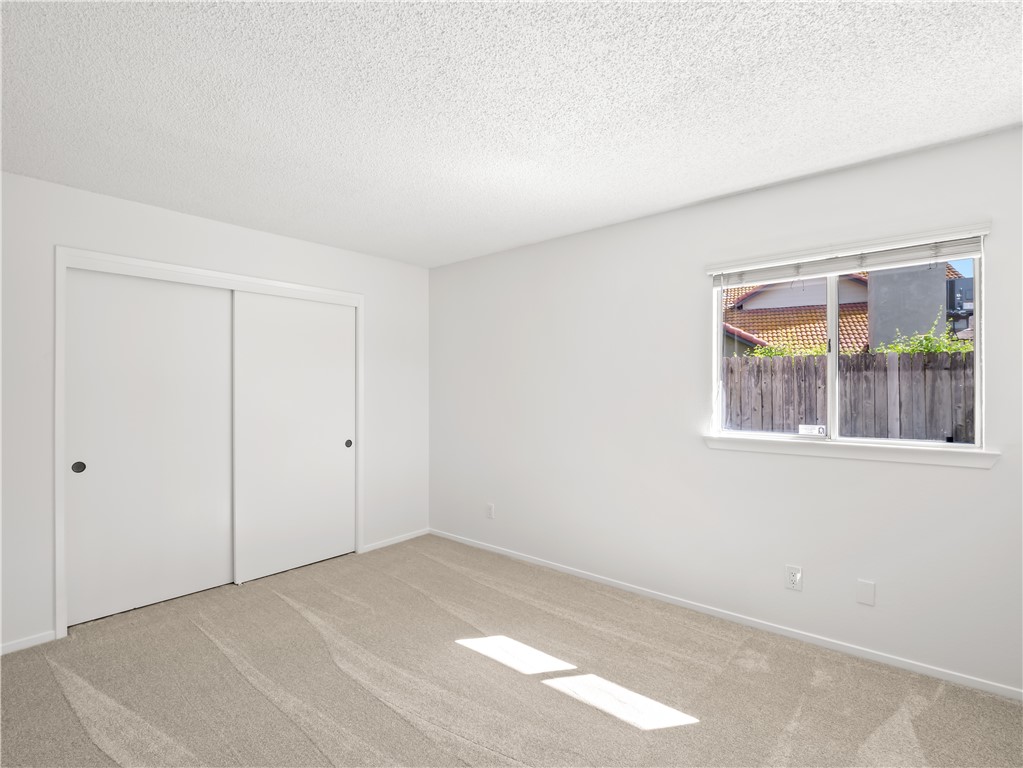1631 E Deyoung, Fresno, CA 93720