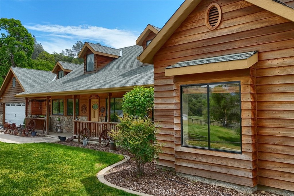 32028 Cattle Way, Coarsegold, CA 93614