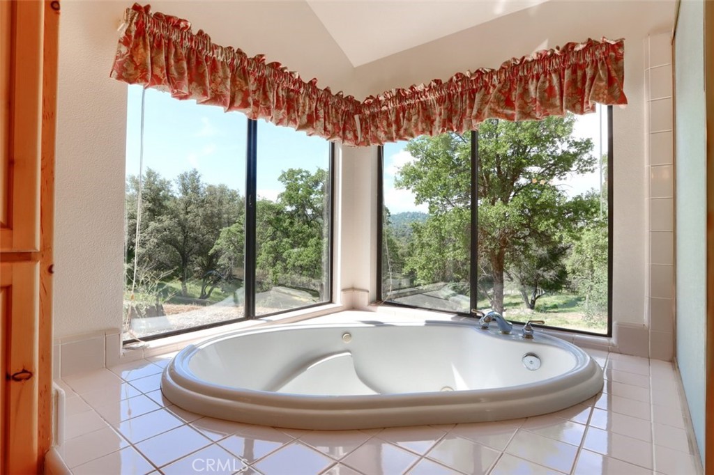32028 Cattle Way, Coarsegold, CA 93614