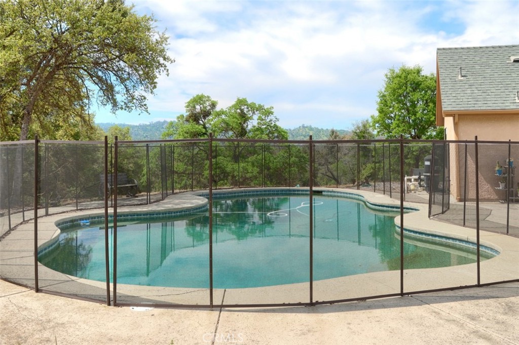 32028 Cattle Way, Coarsegold, CA 93614