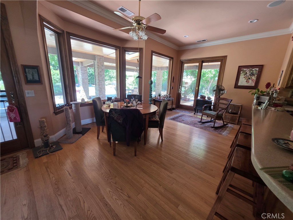1072 Rorden Ave, Selma, CA 93662