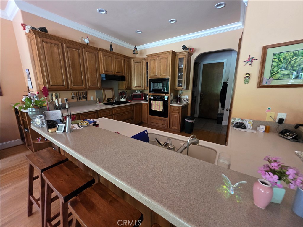 1072 Rorden Ave, Selma, CA 93662