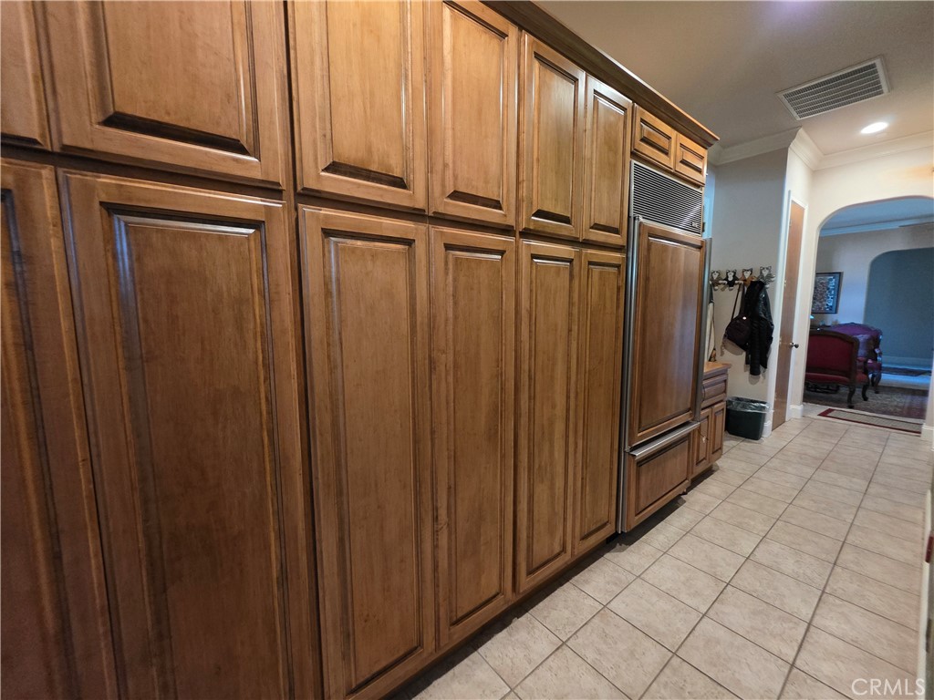 1072 Rorden Ave, Selma, CA 93662