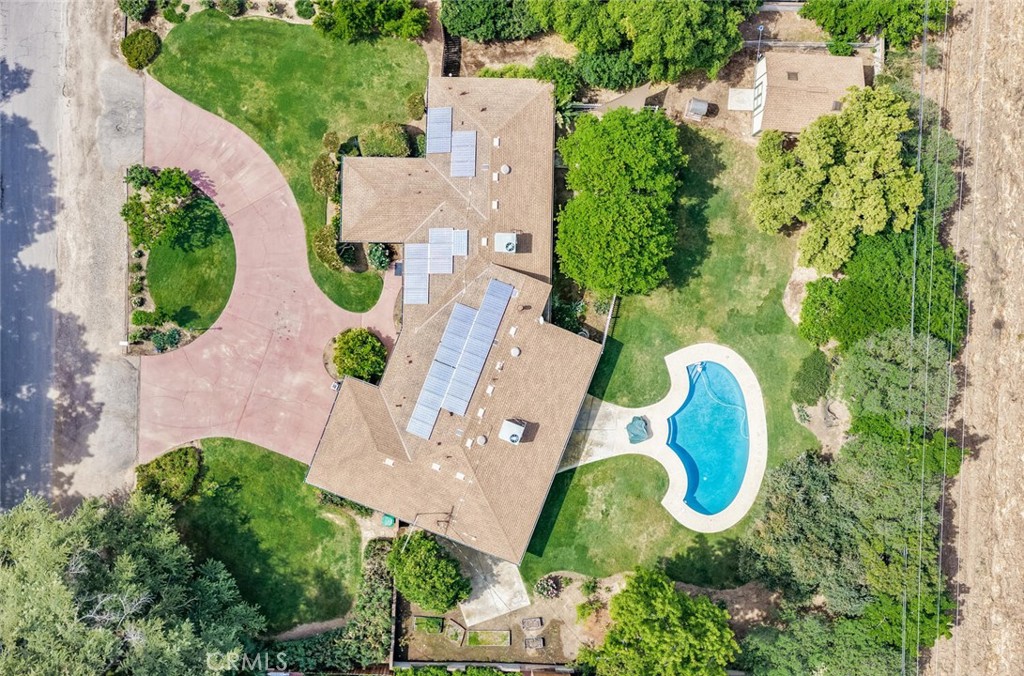 5767 E Park Circle, Fresno, CA 93727