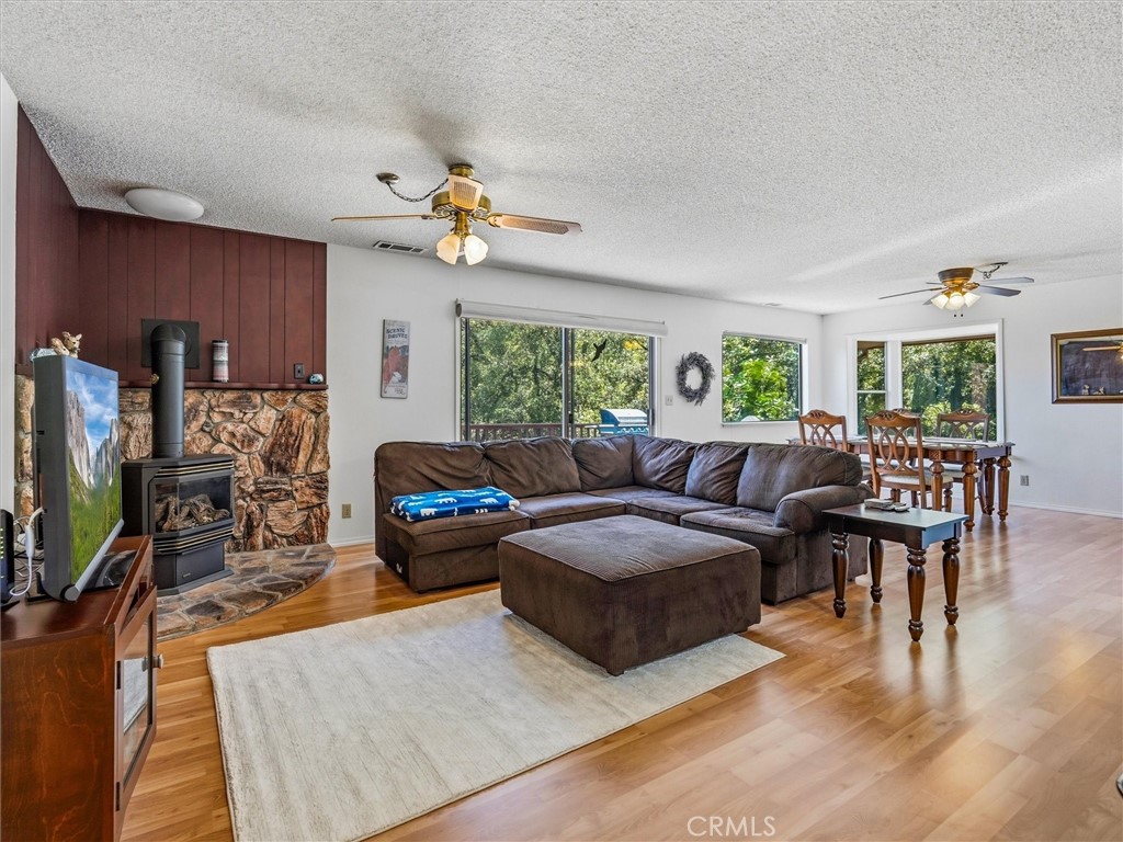 49628 Stillmeadow, Oakhurst, CA 93644