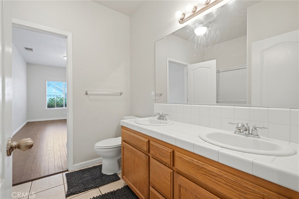 4651 W Morris Ave, Fresno, CA 93722