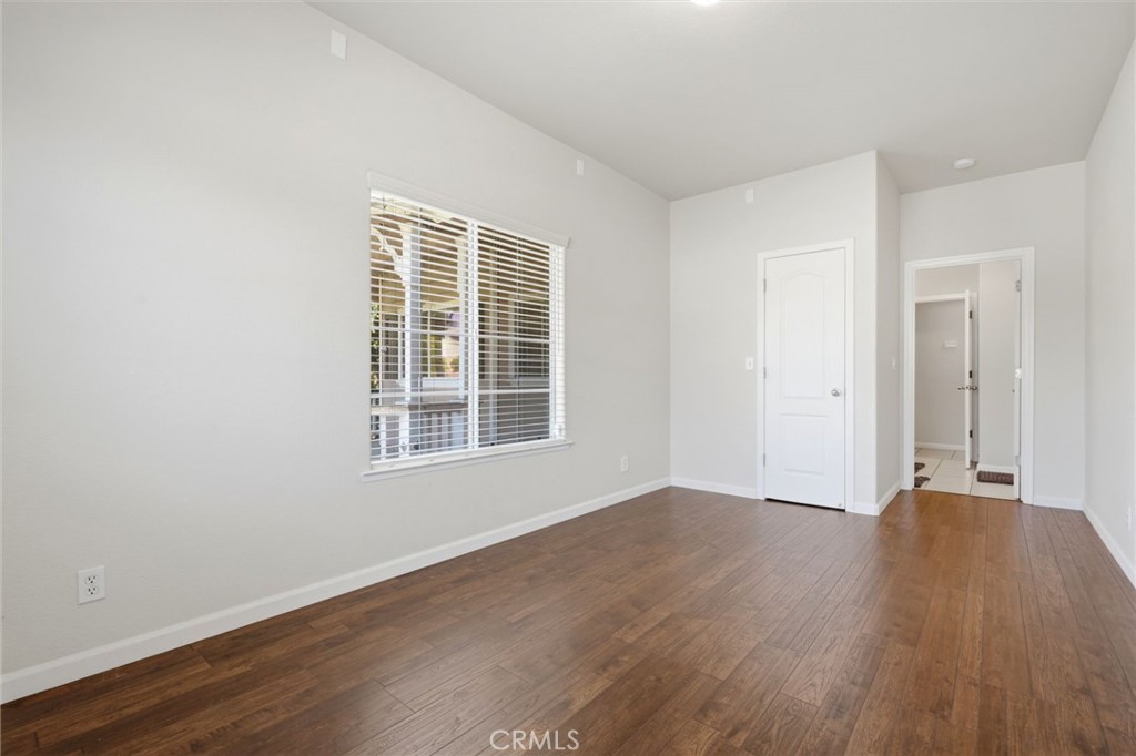4651 W Morris Ave, Fresno, CA 93722
