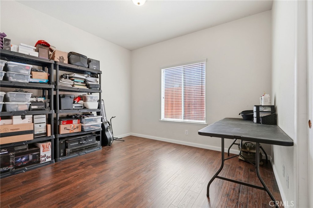 4651 W Morris Ave, Fresno, CA 93722