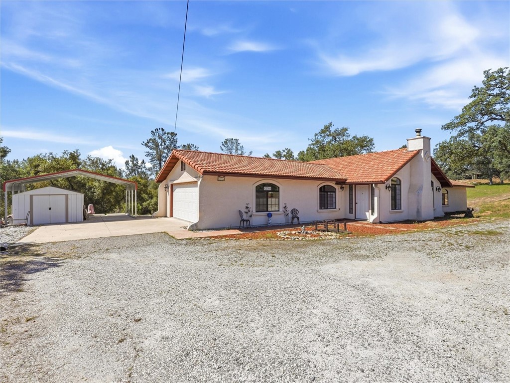 42704 Deep Forest, Coarsegold, CA 93614