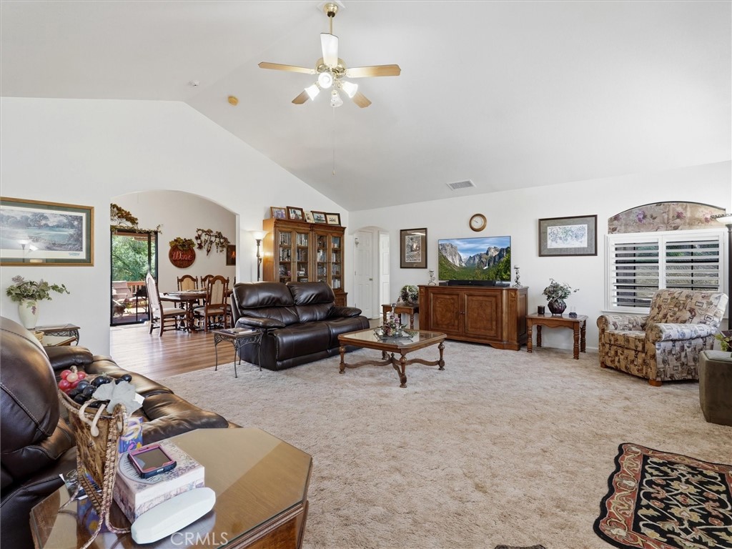 42704 Deep Forest, Coarsegold, CA 93614