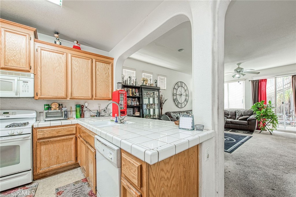 4605 W Javier, Fresno, CA 93722