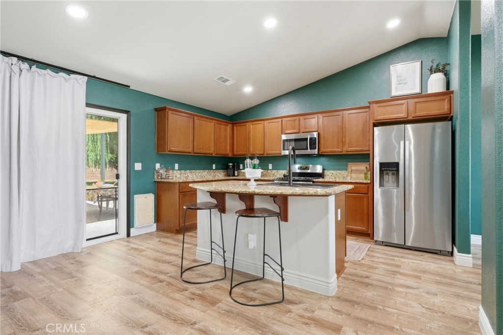 2258 Kirch Flat Ave, Tulare, CA 93274