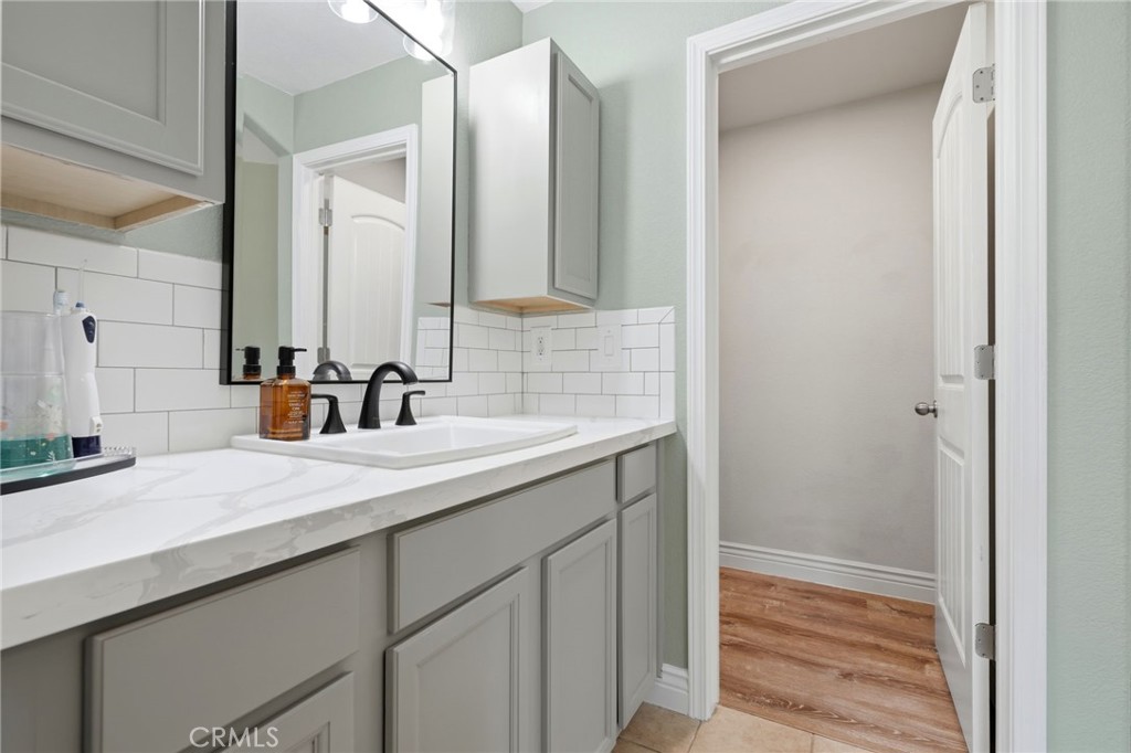 2258 Kirch Flat Ave, Tulare, CA 93274
