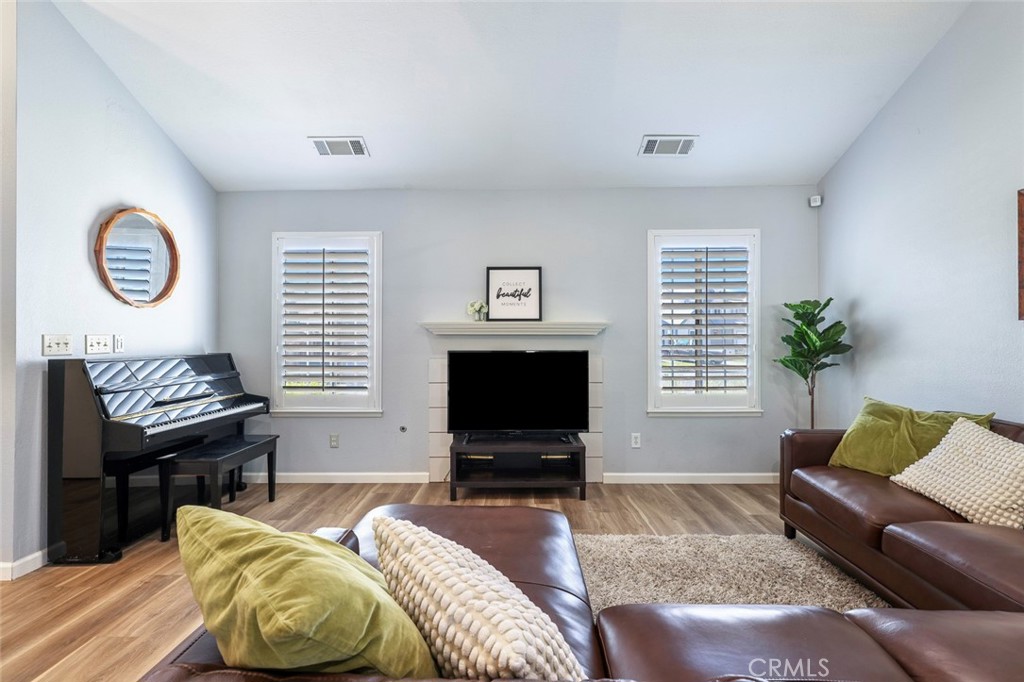 8735 N Cedar Ave #109, Fresno, CA 93720