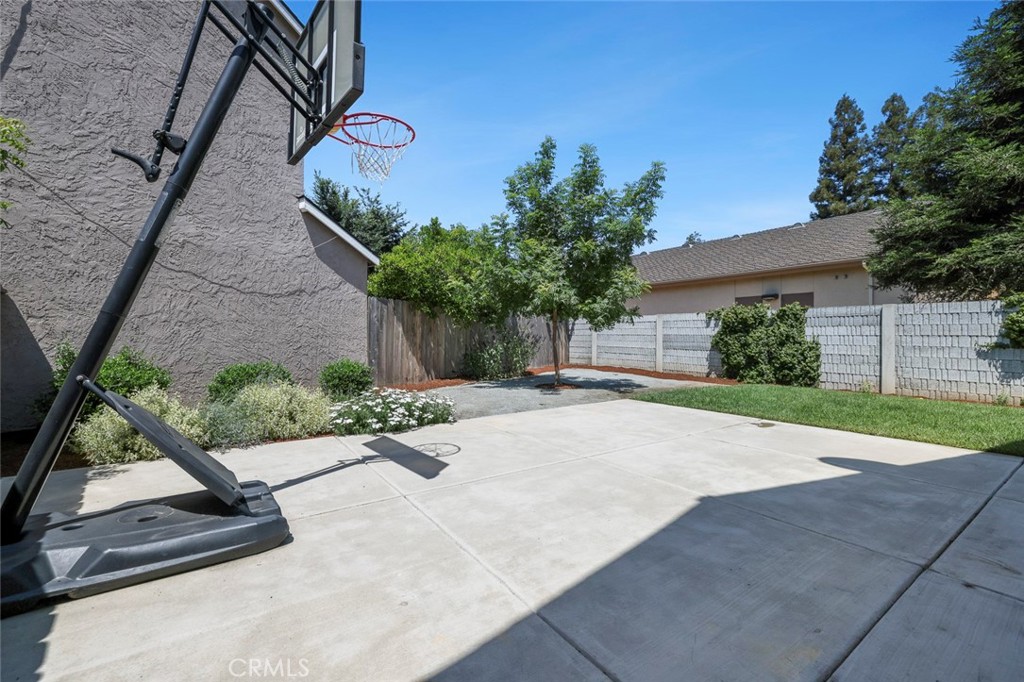 8735 N Cedar Ave #109, Fresno, CA 93720