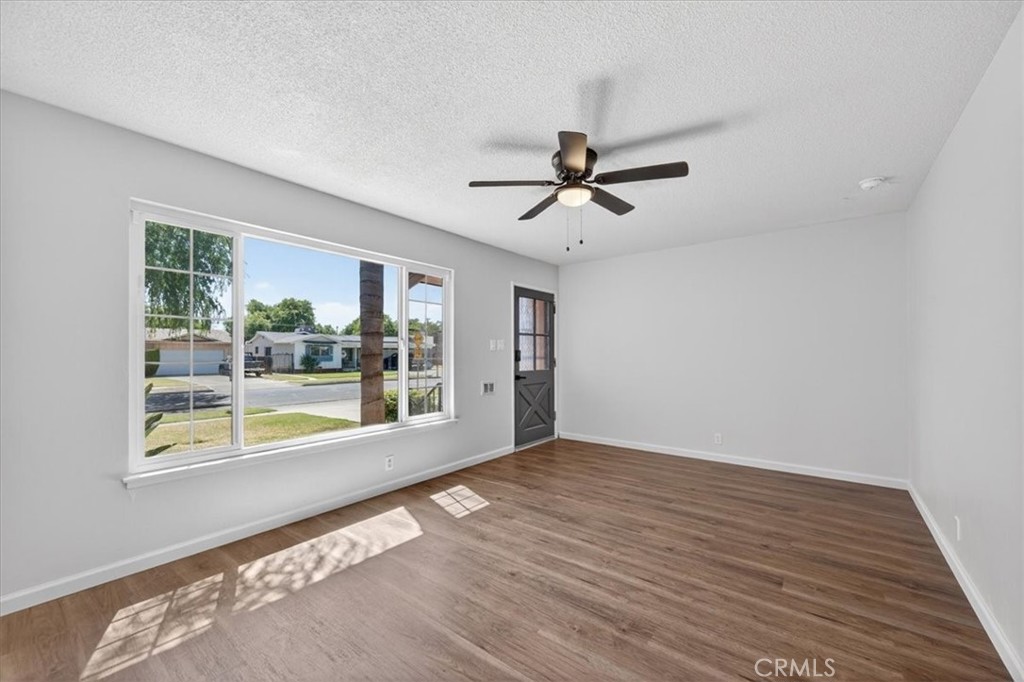 1604 S Sierra Vista, Fresno, CA 93702