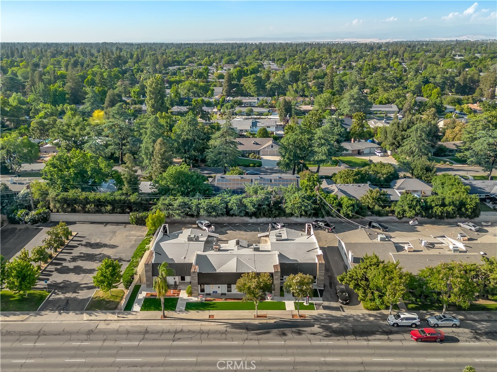 1490 W Shaw, Fresno, CA 93711
