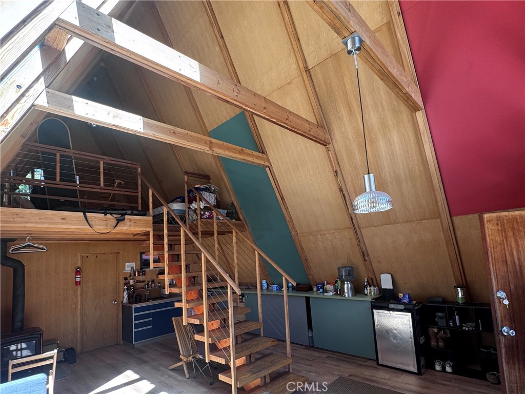 10 Beasore Rd, Bass Lake, CA 93604
