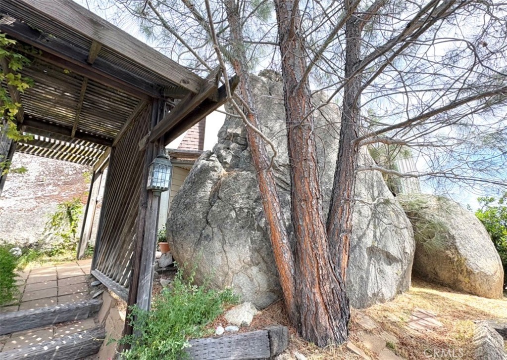 28760 S Long Hollow Ct, Coarsegold, CA 93614