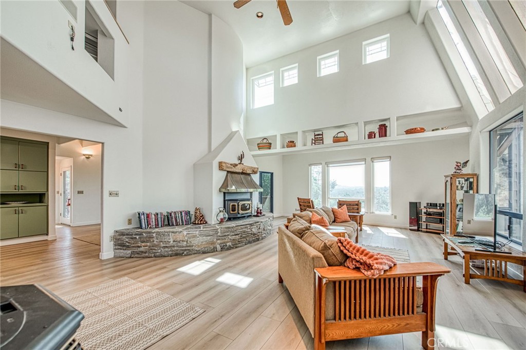 28760 S Long Hollow Ct, Coarsegold, CA 93614