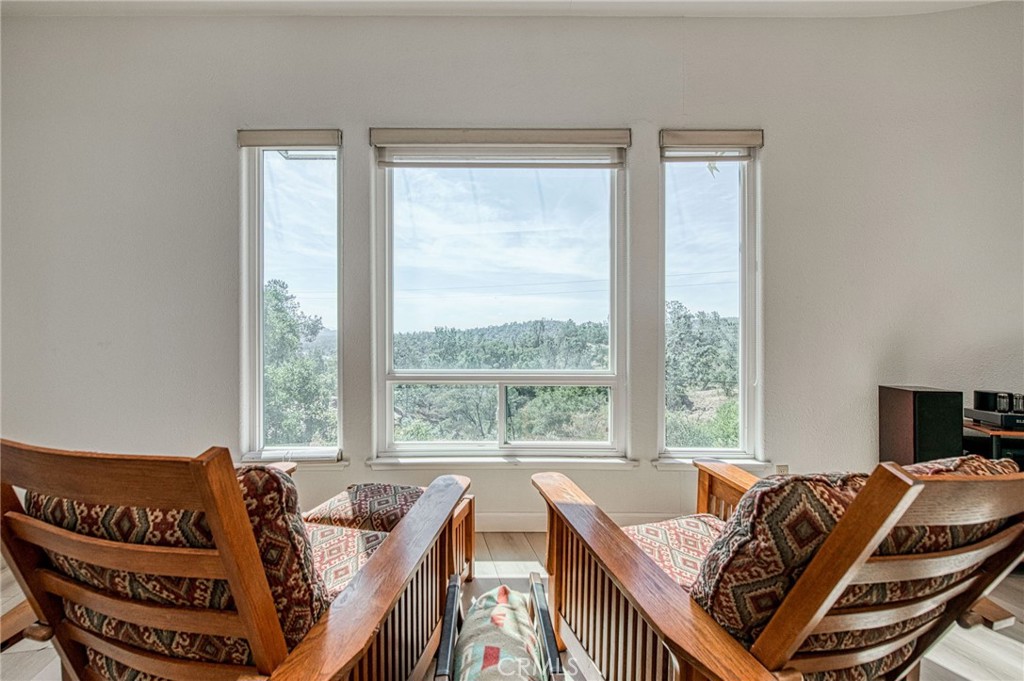 28760 S Long Hollow Ct, Coarsegold, CA 93614