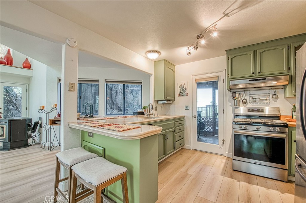 28760 S Long Hollow Ct, Coarsegold, CA 93614