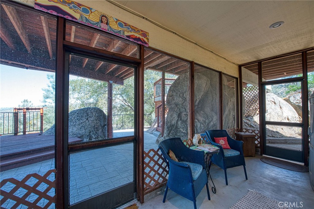 28760 S Long Hollow Ct, Coarsegold, CA 93614