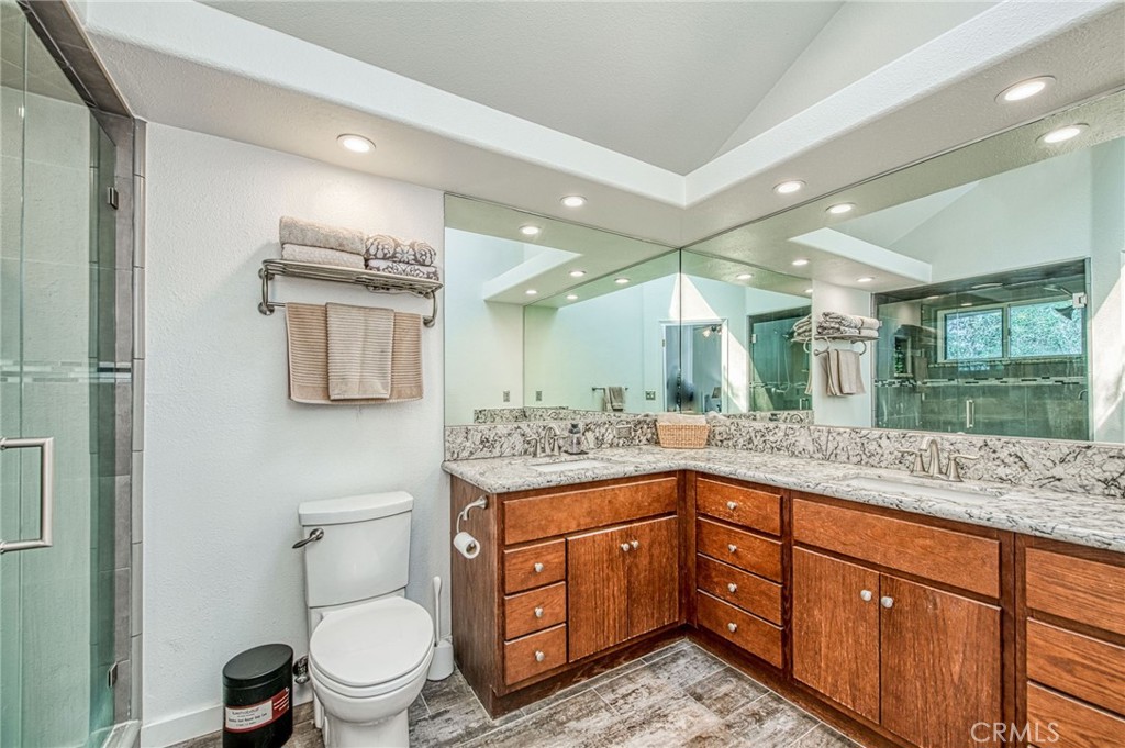 28760 S Long Hollow Ct, Coarsegold, CA 93614
