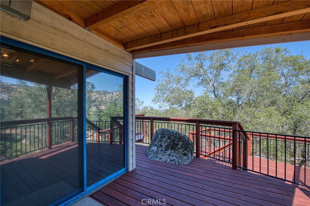 28760 S Long Hollow Ct, Coarsegold, CA 93614