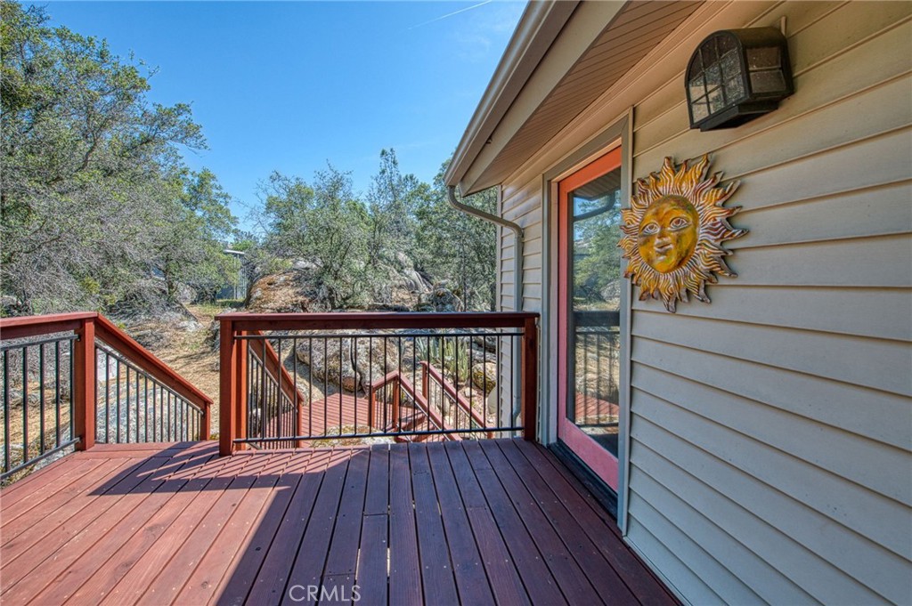 28760 S Long Hollow Ct, Coarsegold, CA 93614