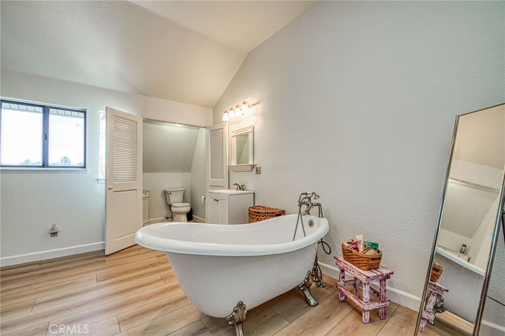 28760 S Long Hollow Ct, Coarsegold, CA 93614