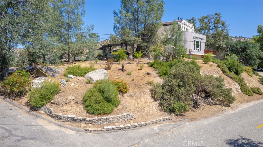 28760 S Long Hollow Ct, Coarsegold, CA 93614