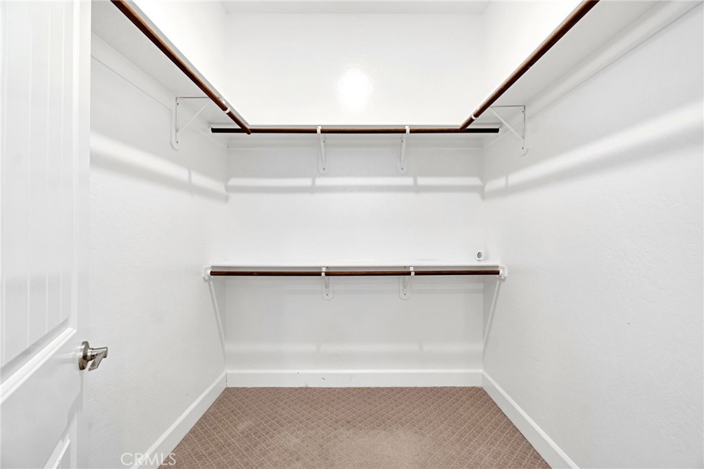 390 S Traverse, Madera, CA 93636