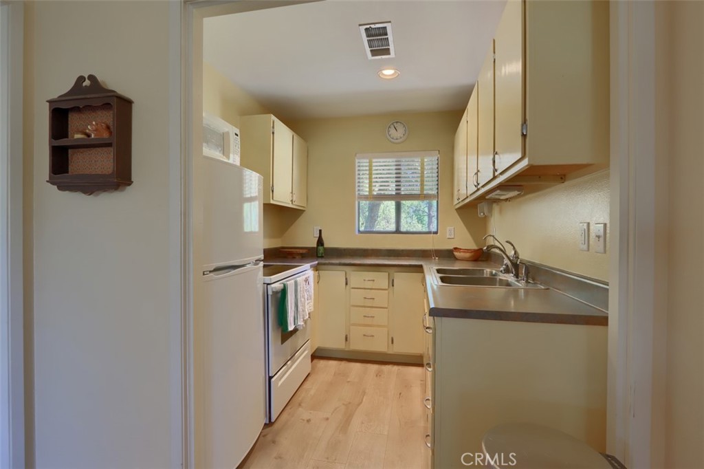 43016 Sunshine Mountain, Oakhurst, CA 93644