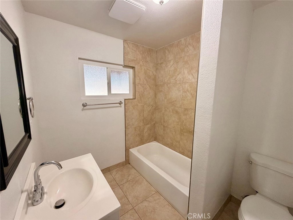 21225 S Feland, Riverdale, CA 93656