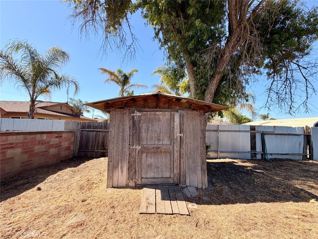 21225 S Feland, Riverdale, CA 93656