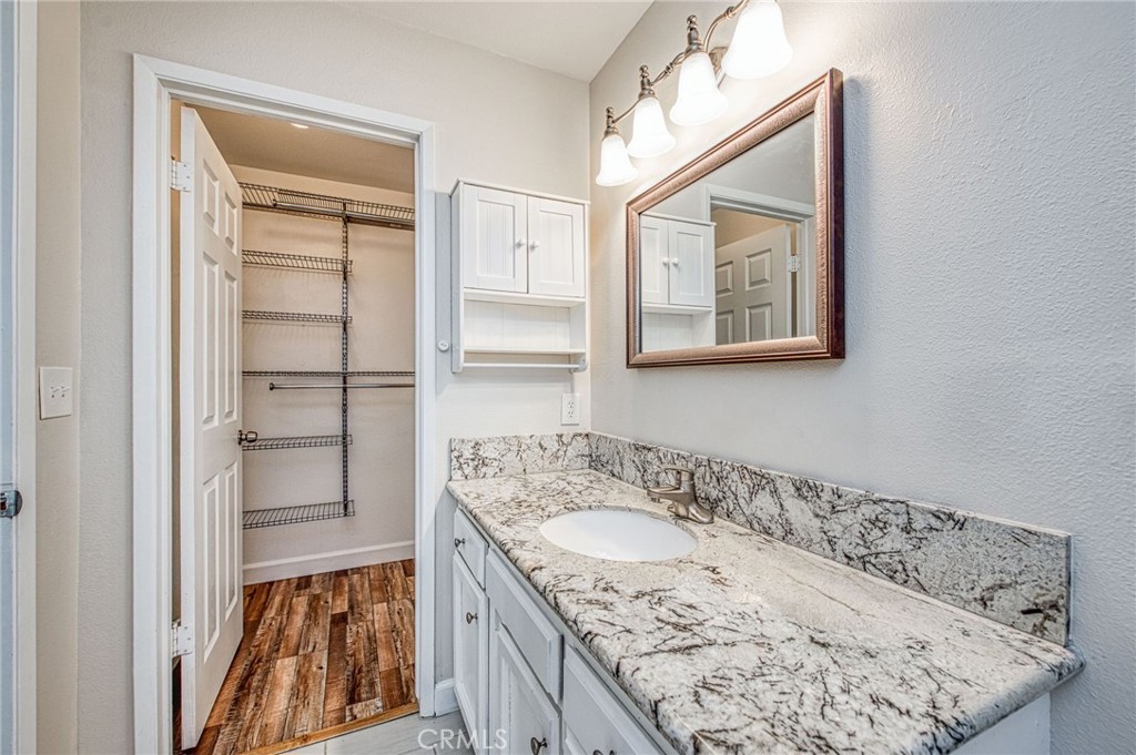 8868 N Chance, Fresno, CA 93720