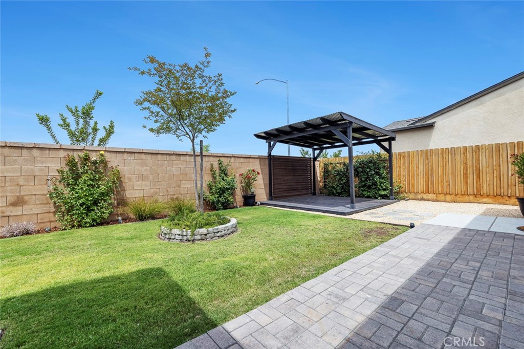 6538 E Lamona, Fresno, CA 93727