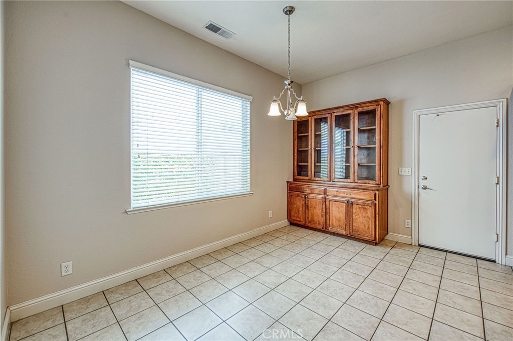 8405 N Paula, Fresno, CA 93720