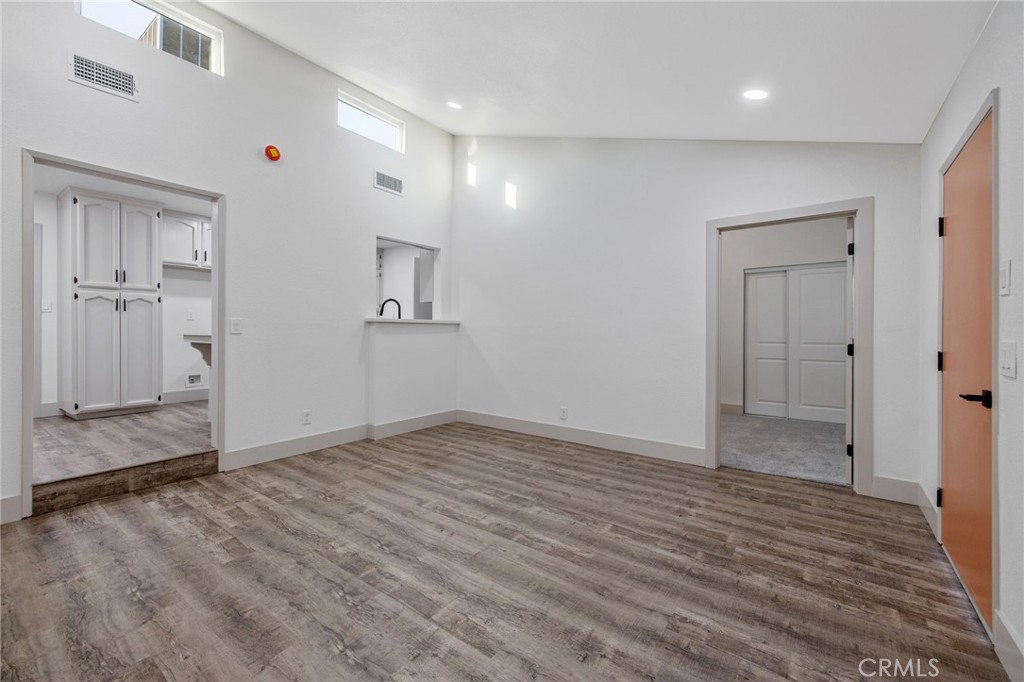 1019 E Laurel Ave, Visalia, CA 93292