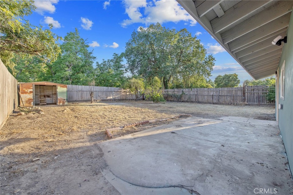 1019 E Laurel Ave, Visalia, CA 93292